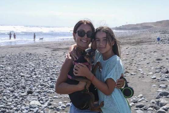 Familias con perros solicitan tener acceso con los animales a más playas/Canarias//Cober.